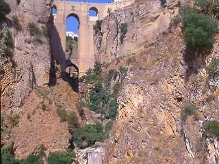 Canaan Boutique روندا